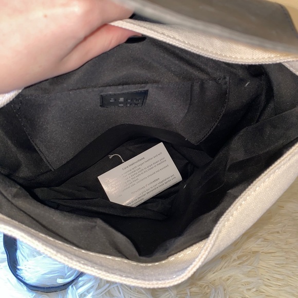 Simple backpack - Picture 3 of 4